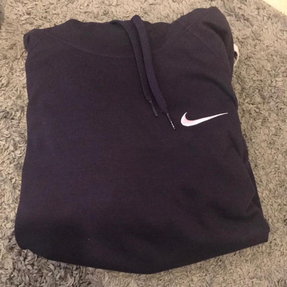 Nike Pullover - Picture 3 of 5